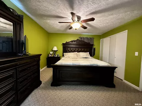 602 S Beacon Ave, Broughton, IL 62817 photo 32