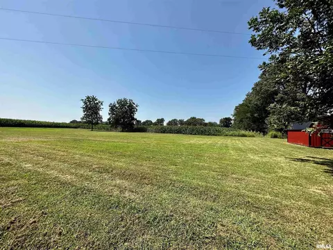 602 S Beacon Ave, Broughton, IL 62817 photo 57