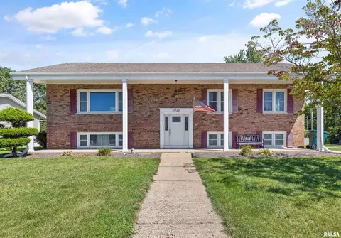 2616 Northridge Dr, Quincy, IL 62305