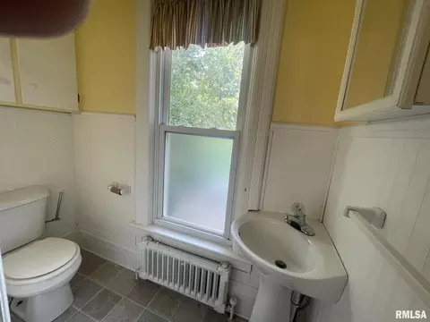620 NW 3rd Ave, Galva, IL 61434 photo 9