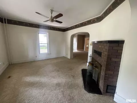 620 NW 3rd Ave, Galva, IL 61434 photo 3