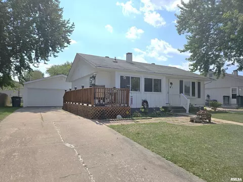 404 29th Ave W, Milan, IL 61264