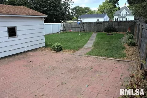 1206 Roseview Ave, Kewanee, IL 61443 photo 5