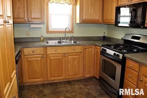 1206 Roseview Ave, Kewanee, IL 61443 photo 10
