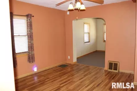 1206 Roseview Ave, Kewanee, IL 61443 photo 13