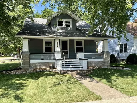 329 S Oakwood Ave, Geneseo, IL 61254