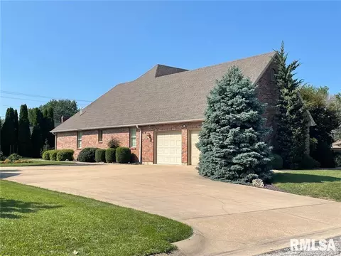 323 Johnson Pl, Palmyra, MO 63461 photo 2