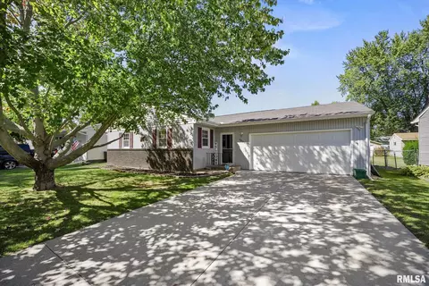 1013 4th St #A, Hampton, IL 61256 photo 2