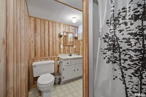 1013 4th St #A, Hampton, IL 61256 photo 16