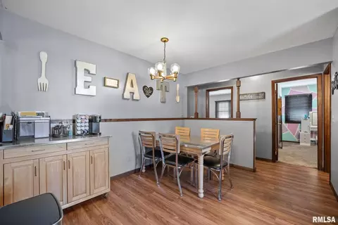 1013 4th St #A, Hampton, IL 61256 photo 5