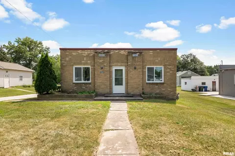 1535 W Kimberly Rd, Davenport, IA 52806