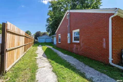 107 N Scandia St, Alpha, IL 61413 photo 23