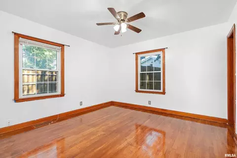 107 N Scandia St, Alpha, IL 61413 photo 14