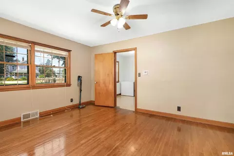 107 N Scandia St, Alpha, IL 61413 photo 19