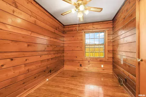 107 N Scandia St, Alpha, IL 61413 photo 18