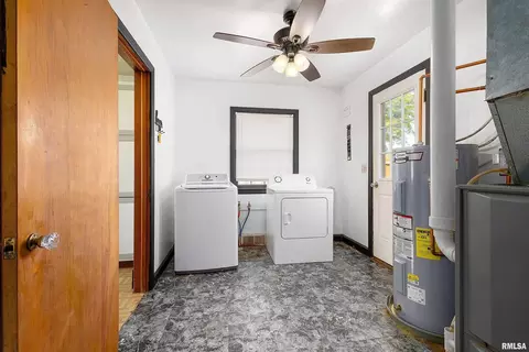 107 N Scandia St, Alpha, IL 61413 photo 8