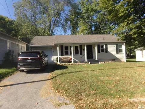2516 College St, Mount Vernon, IL 62864