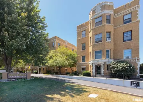2512 N Harrison St #K3, Davenport, IA 52806