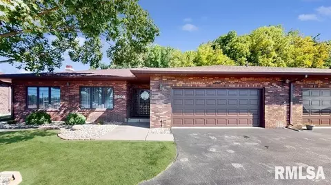 5309 38th Ave #5309, Moline, IL 61265