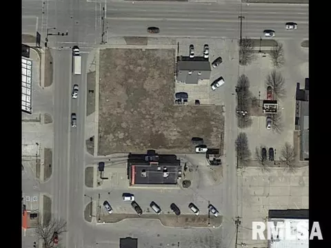 1029 West St, Grinnell, IA 50112