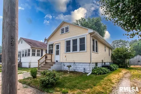 1457 18th St, East Moline, IL 61244