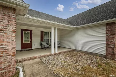 702 Legacy Dr, Herrin, IL 62948 photo 33