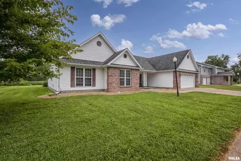 702 Legacy Dr, Herrin, IL 62948 photo 30