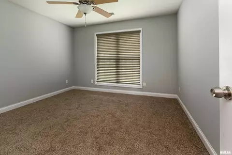 702 Legacy Dr, Herrin, IL 62948 photo 24