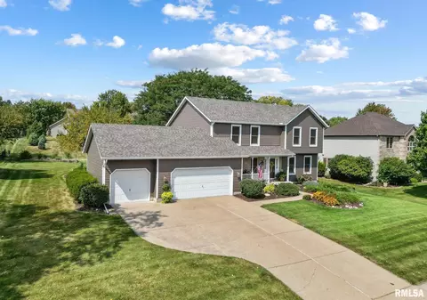 5150 Heatherstone Ct, Bettendorf, IA 52722