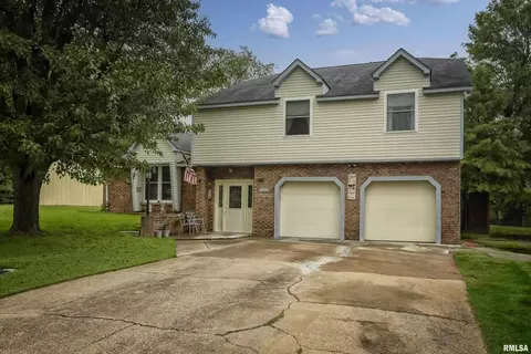 1327 Ritchey Dr, Marion, IL 62959