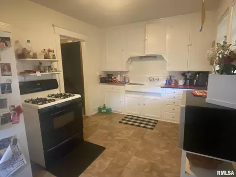 1906-1908 3rd St, Moline, IL 61265 photo 5