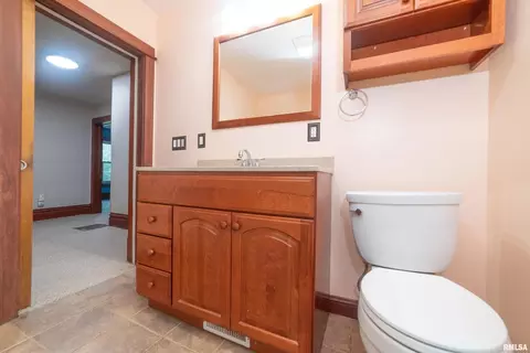 1002 24th St, Moline, IL 61265 photo 14