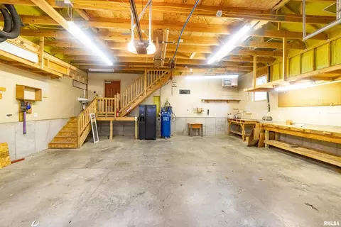 1002 24th St, Moline, IL 61265 photo 20