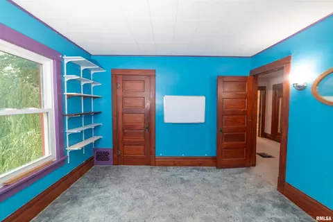 1002 24th St, Moline, IL 61265 photo 16