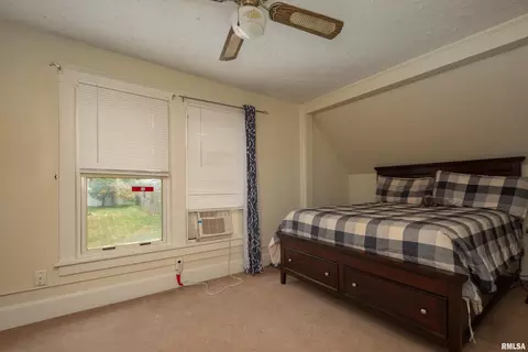 1145 22nd St, Moline, IL 61265 photo 28