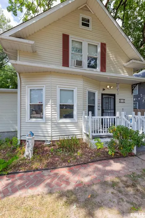 1145 22nd St, Moline, IL 61265