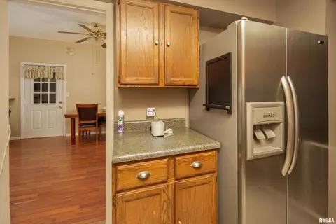1145 22nd St, Moline, IL 61265 photo 21
