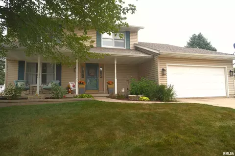 36 Lilac Ct, Geneseo, IL 61254
