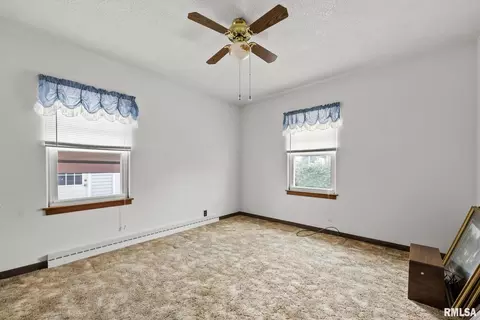 208 SE 7th Ave, Aledo, IL 61231 photo 8