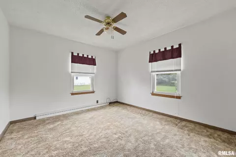 208 SE 7th Ave, Aledo, IL 61231 photo 9