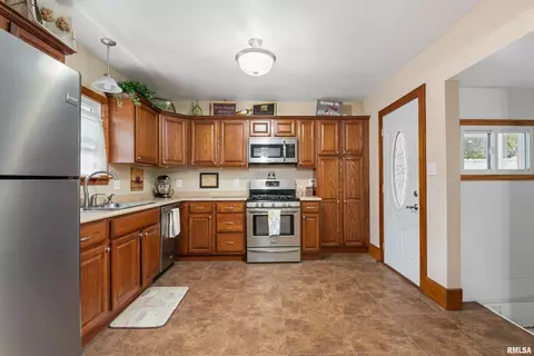4746 20th Ave, Moline, IL 61265 photo 14