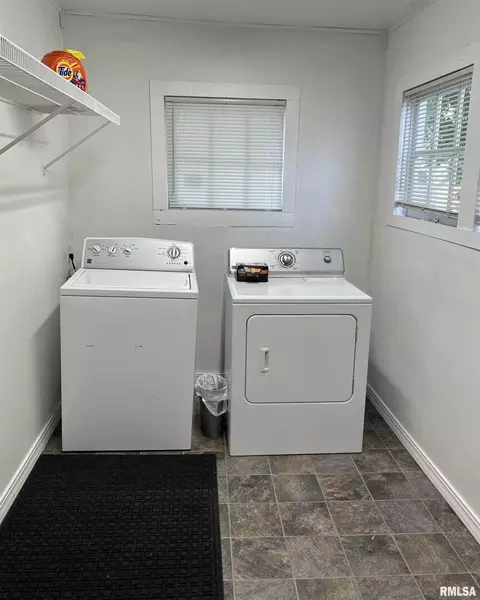 1841 34th St, Moline, IL 61265 photo 25
