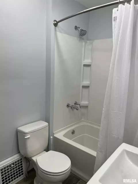 1841 34th St, Moline, IL 61265 photo 23
