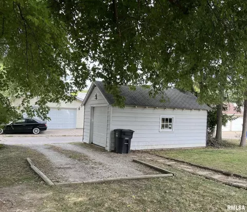 1841 34th St, Moline, IL 61265 photo 6
