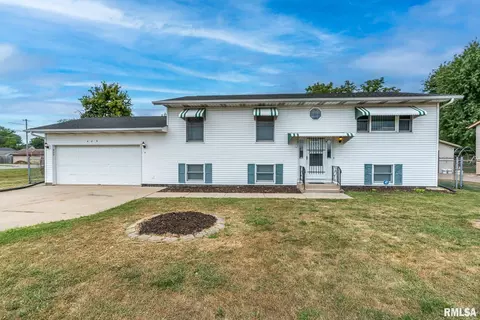 609 27th St, East Moline, IL 61244