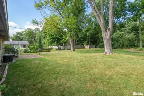 2715 2nd St, Moline, IL 61265 photo 21