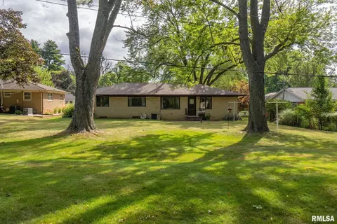 2715 2nd St, Moline, IL 61265 photo 24