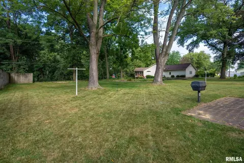 2715 2nd St, Moline, IL 61265 photo 20