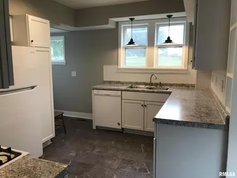 142 Hollis St, Kewanee, IL 61443 photo 13