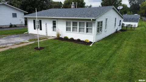 2927 54th Ave W, Milan, IL 61264